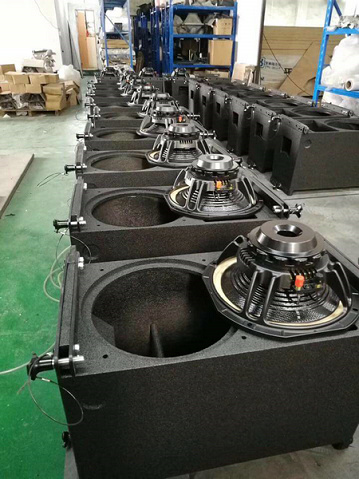 VR10 line array assembly