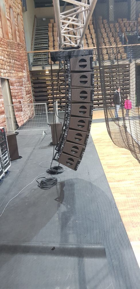 KARA & SB18 line array in Europe.jpg