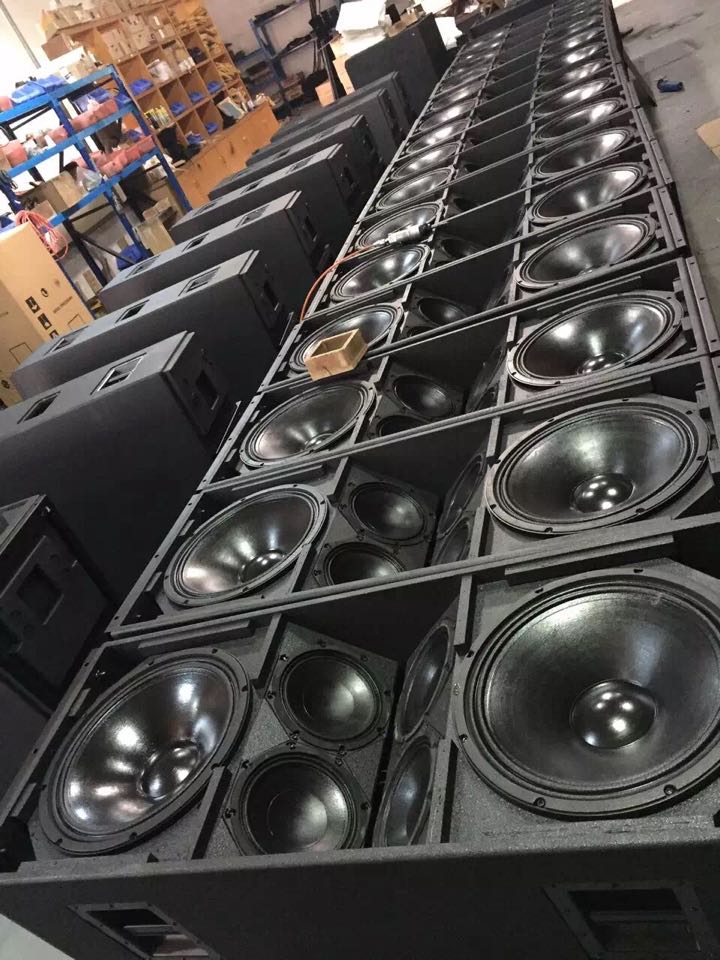 VT4889 power line array speaker.jpg